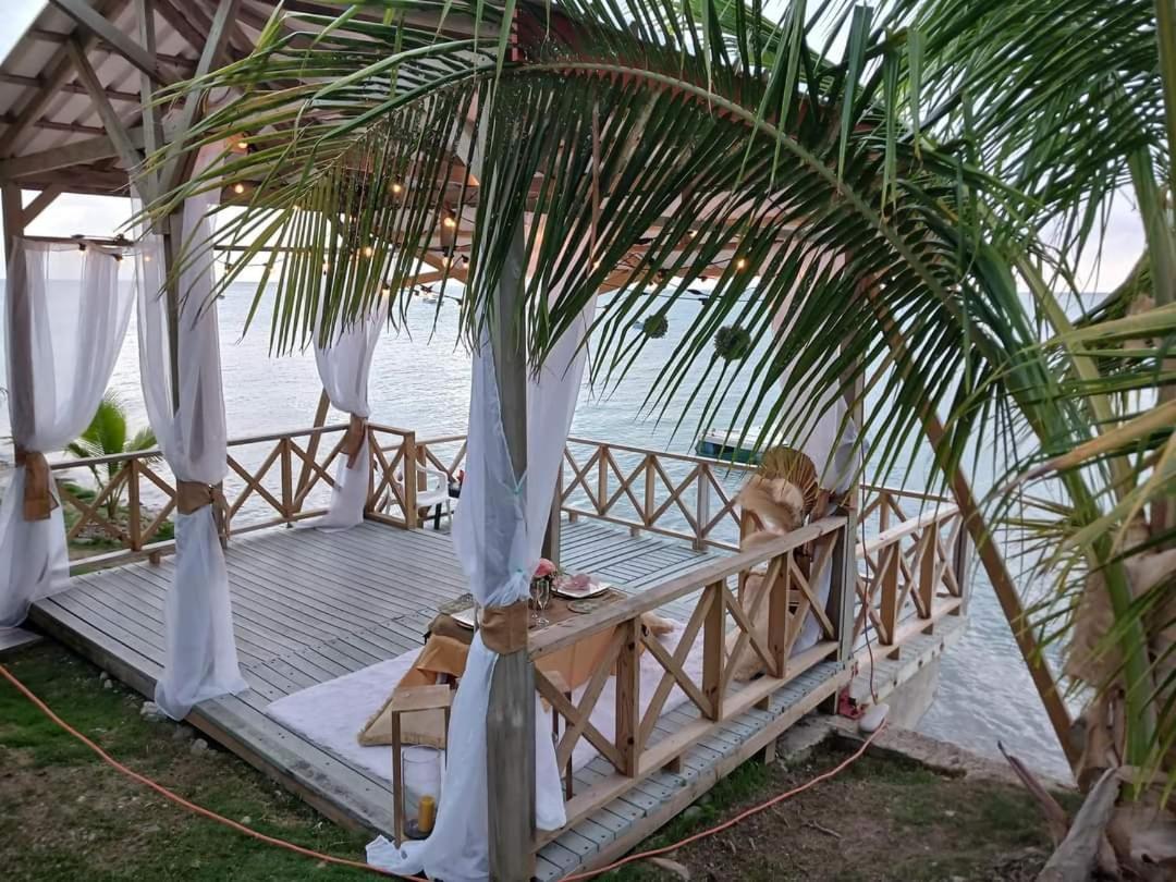 Cabanas Mister Mac Fresh Water Bay Exterior photo