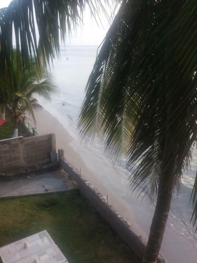Cabanas Mister Mac Fresh Water Bay Exterior photo